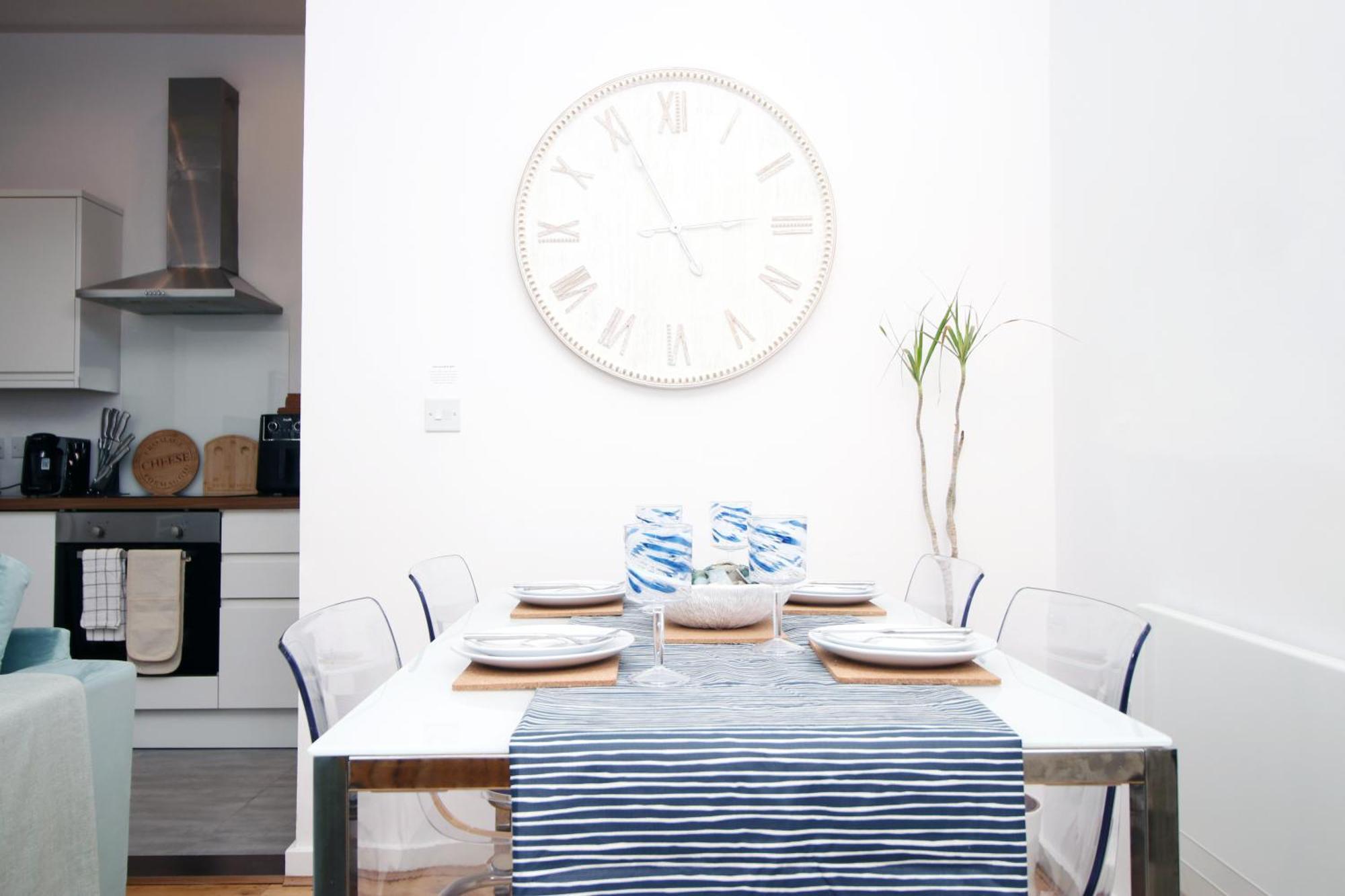 Coastal Penarth Dream! Close To Cardiff Superb Location Near Bars And Restaurants! Dog Friendly And Welcome Breakfast Pack! 외부 사진