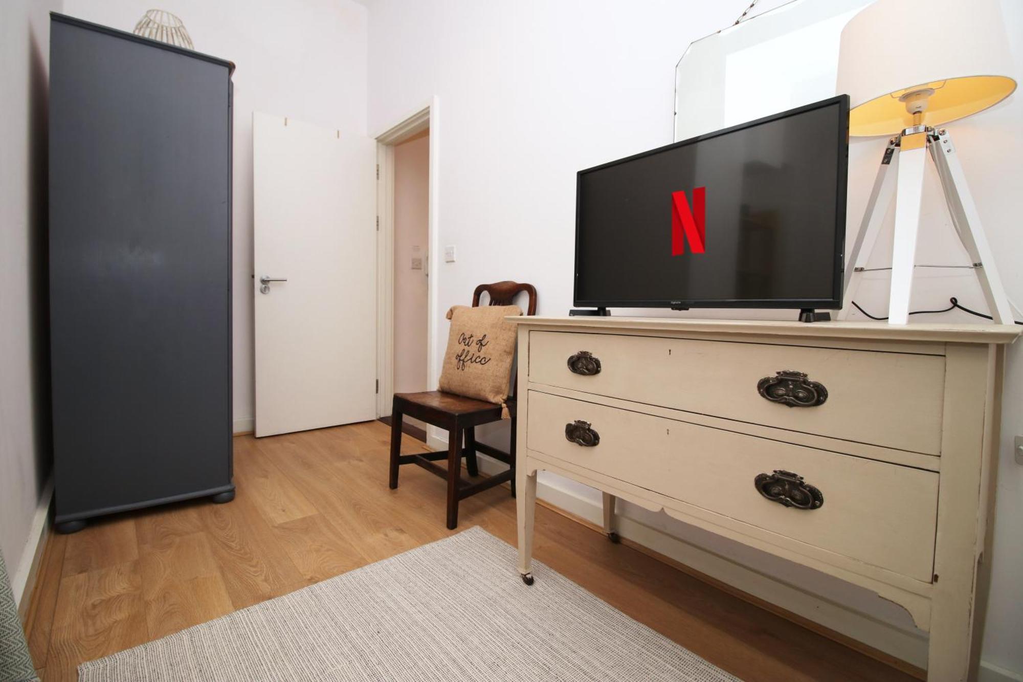 Coastal Penarth Dream! Close To Cardiff Superb Location Near Bars And Restaurants! Dog Friendly And Welcome Breakfast Pack! 외부 사진