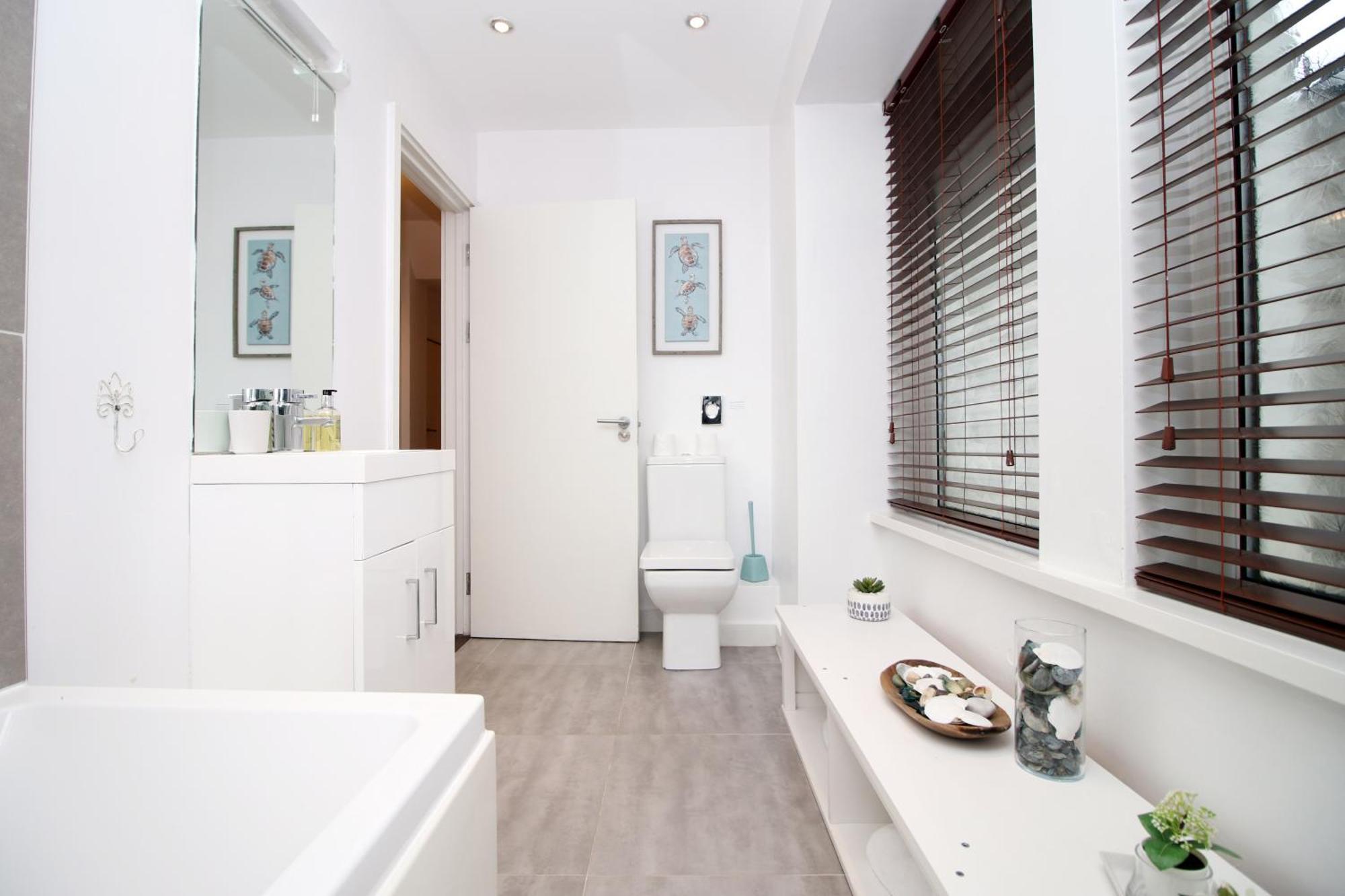 Coastal Penarth Dream! Close To Cardiff Superb Location Near Bars And Restaurants! Dog Friendly And Welcome Breakfast Pack! 외부 사진
